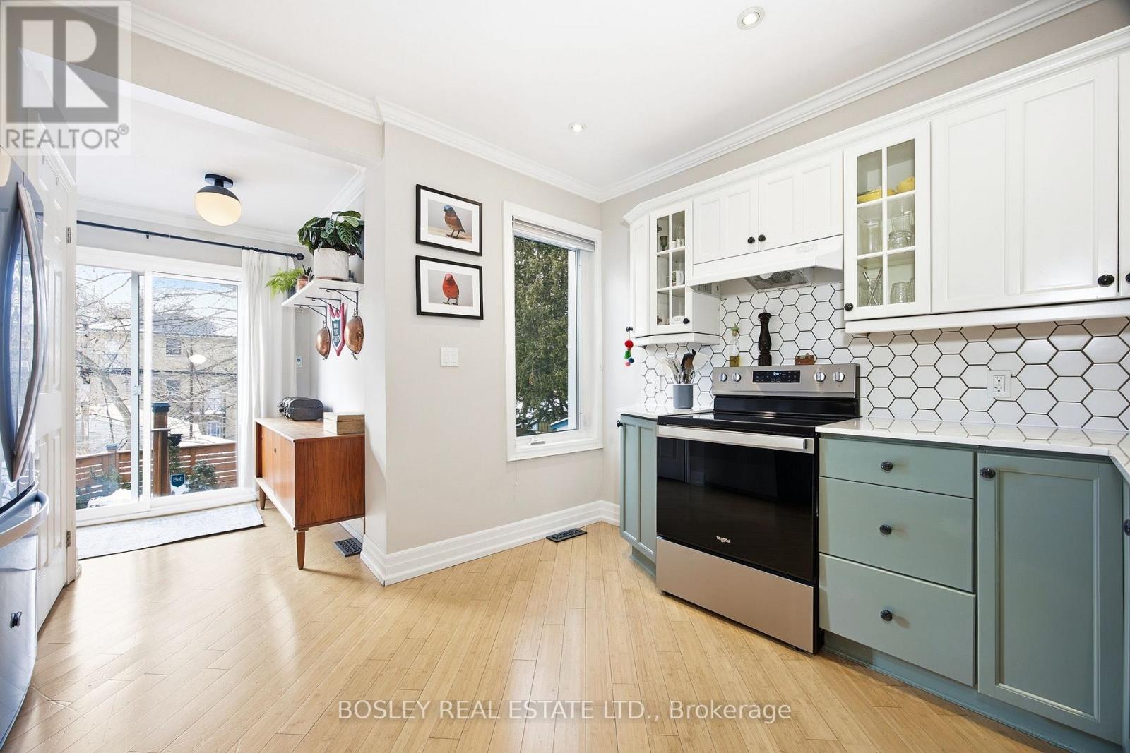 252 Highfield Road, Toronto, Ontario  M4L 2V5 - Photo 15 - E12720400