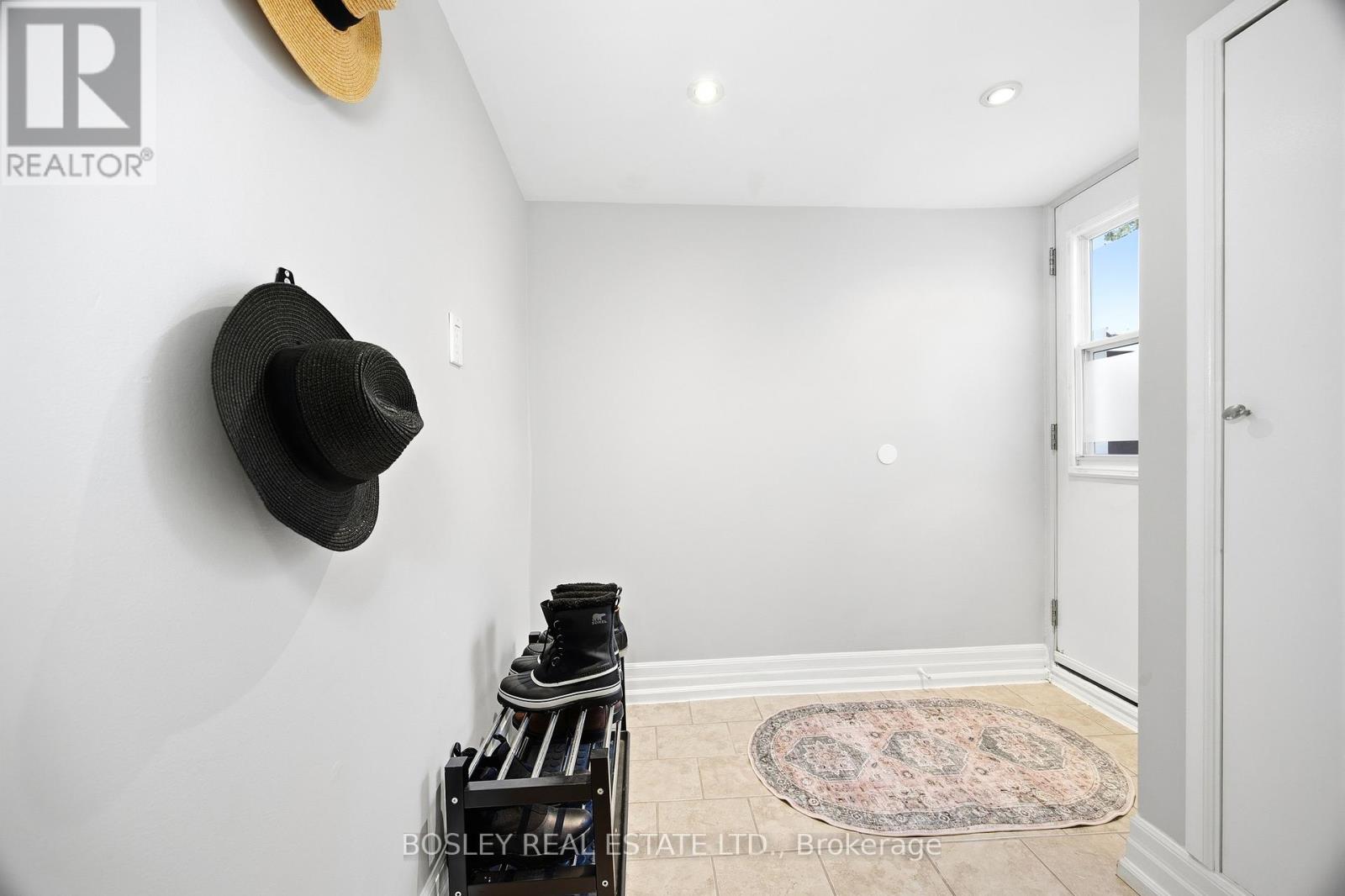 252 Highfield Road, Toronto, Ontario  M4L 2V5 - Photo 37 - E12720400