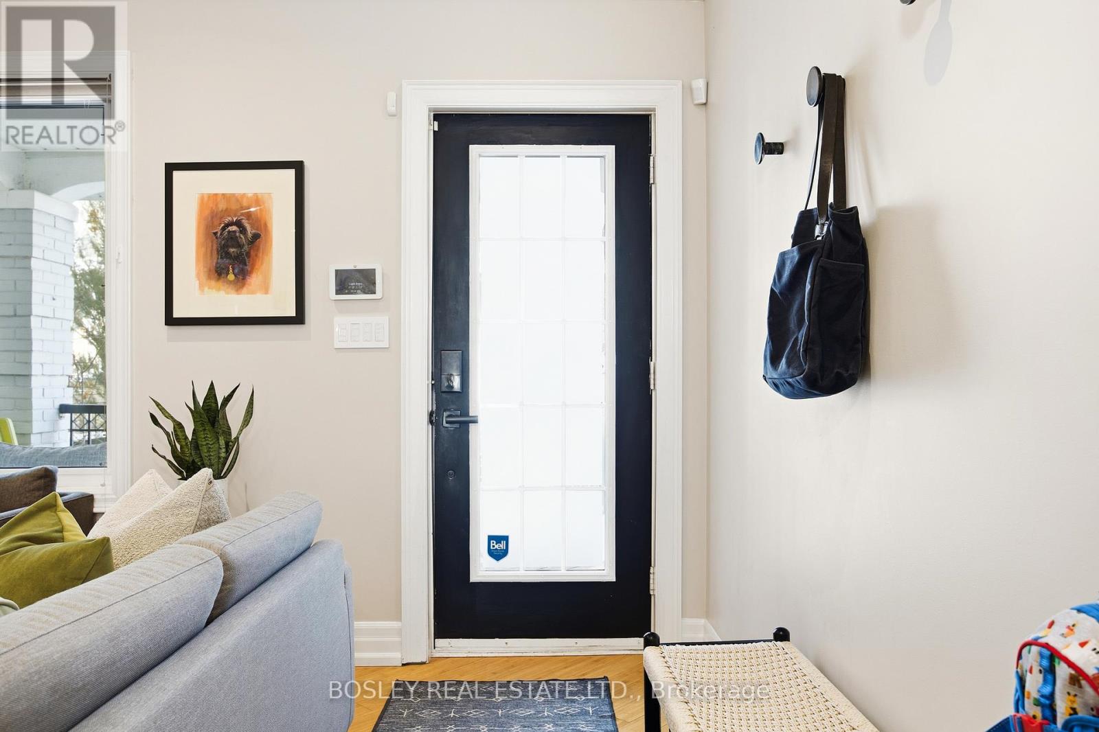 252 Highfield Road, Toronto, Ontario  M4L 2V5 - Photo 4 - E12720400