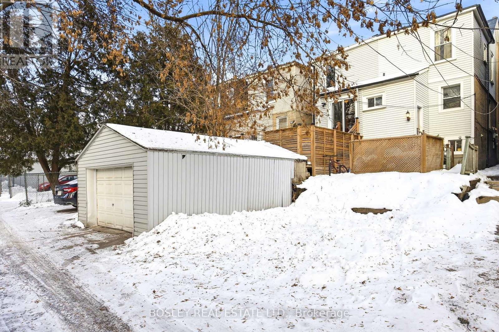 252 Highfield Road, Toronto, Ontario  M4L 2V5 - Photo 41 - E12720400