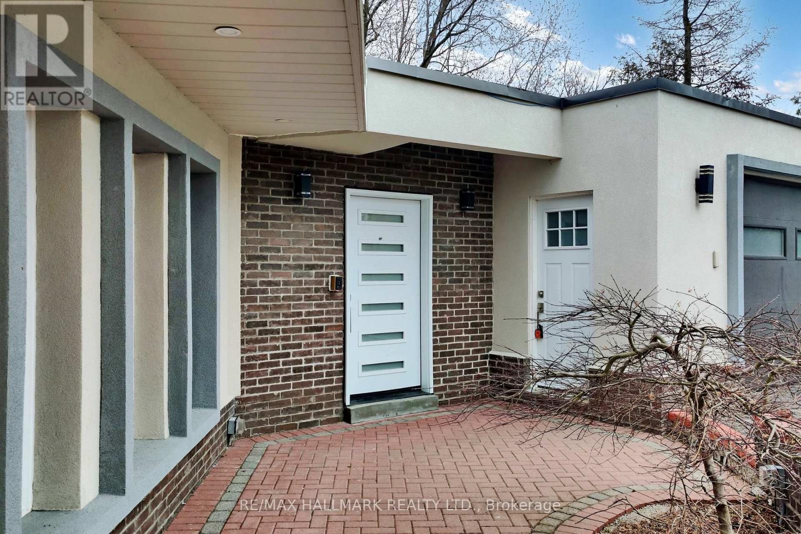 115 Lynwood Crescent, King, Ontario  L0G 1N0 - Photo 2 - N12720284