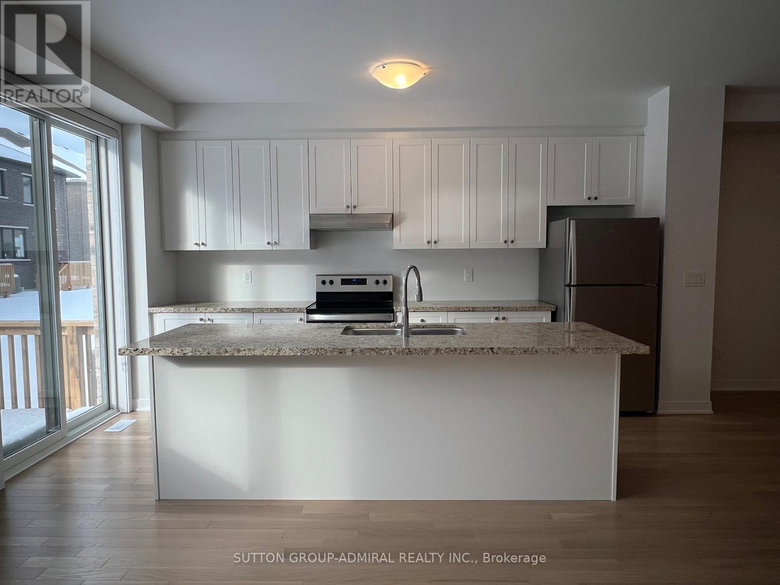 20 John Canning Way, Markham, Ontario  L3R 3X3 - Photo 5 - N12720346