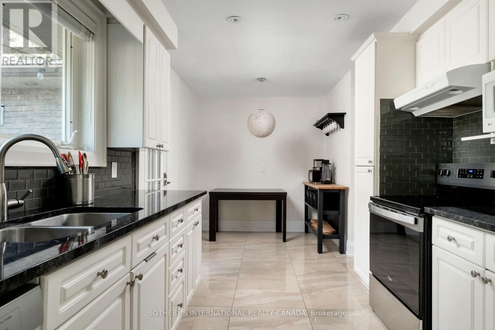 36 Shieldmark Crescent, Markham, Ontario  L3T 3T5 - Photo 10 - N12720408