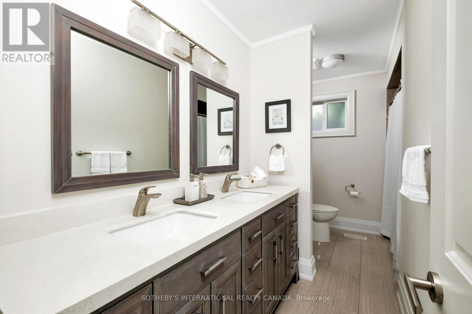 36 Shieldmark Crescent, Markham, Ontario  L3T 3T5 - Photo 24 - N12720408