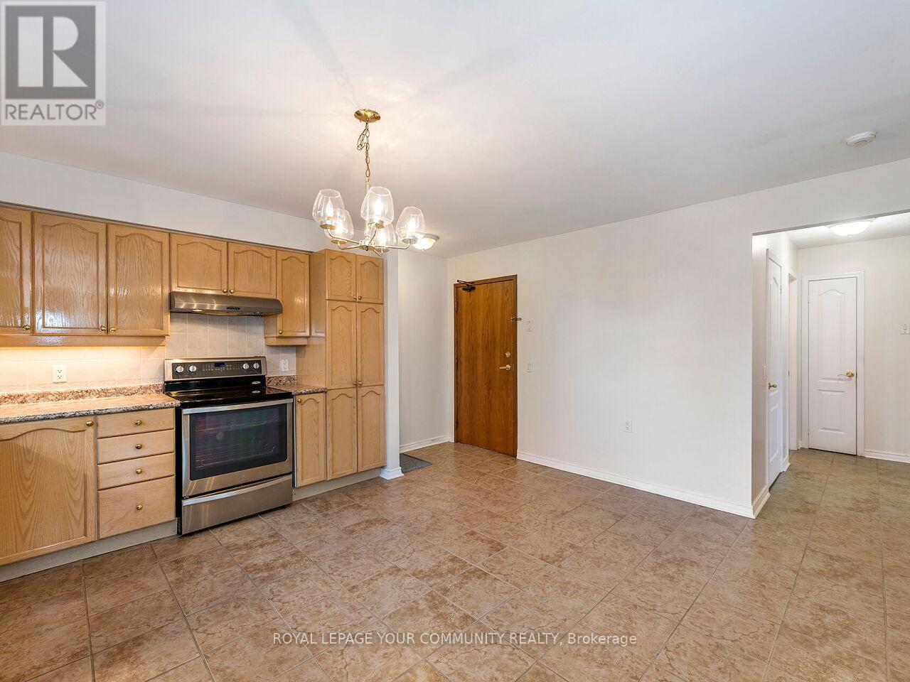 202 - 2506 Rutherford Road, Vaughan, Ontario  L4K 5N4 - Photo 5 - N12670644