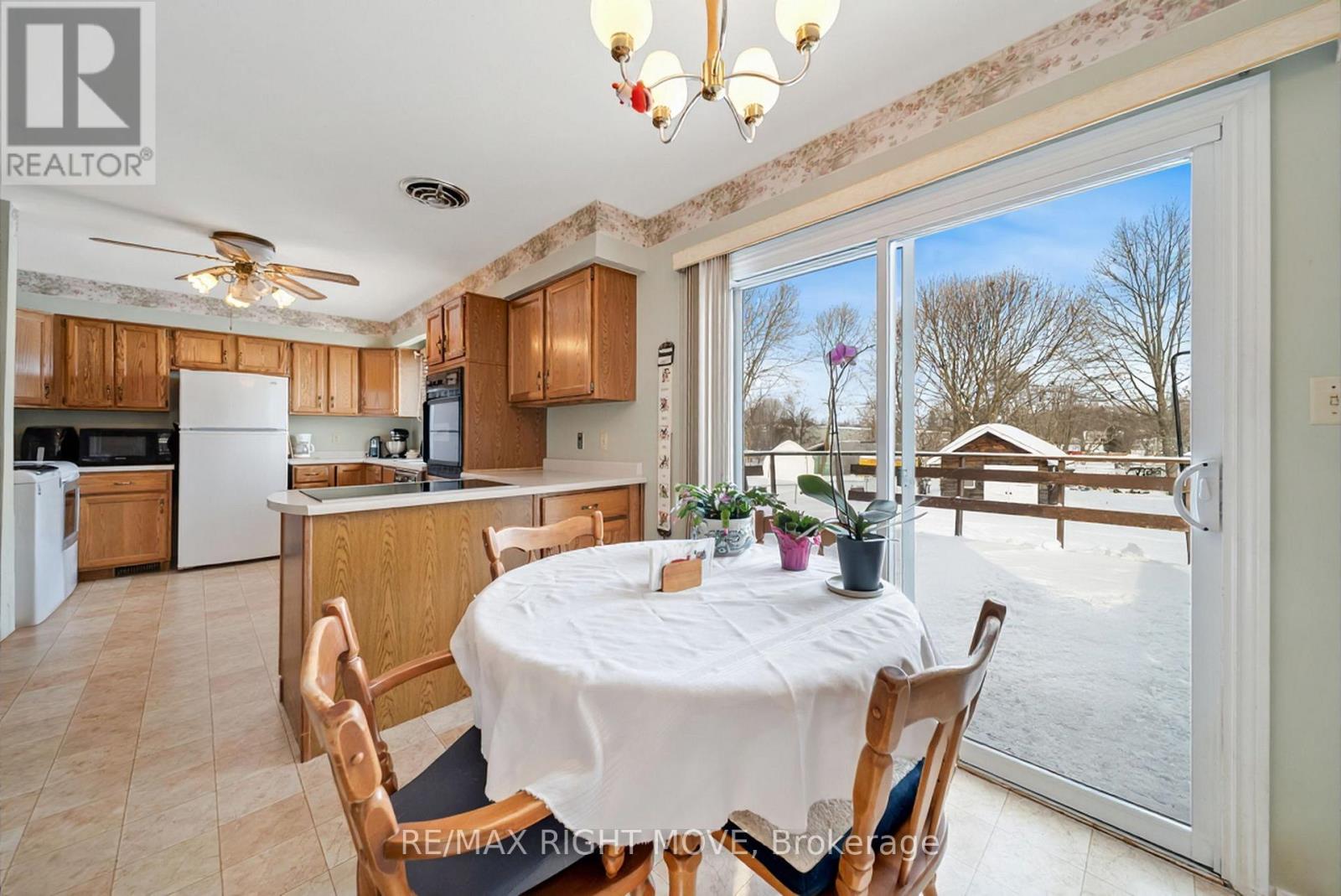 494 High Street, Orillia, Ontario  L3V 4X7 - Photo 10 - S12720370