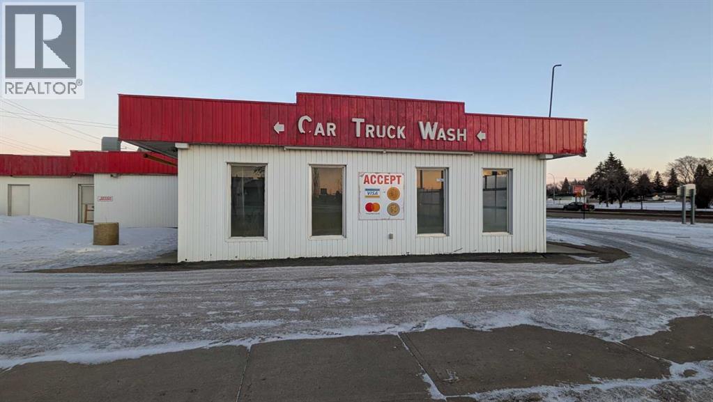 6124 48 Avenue, Camrose, Alberta  T4V 0K5 - Photo 4 - A2280831