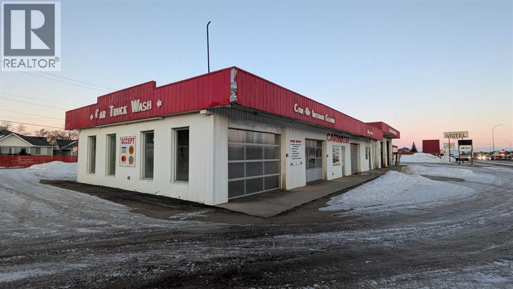 6124 48 Avenue, Camrose, Alberta  T4V 0K5 - Photo 5 - A2280831