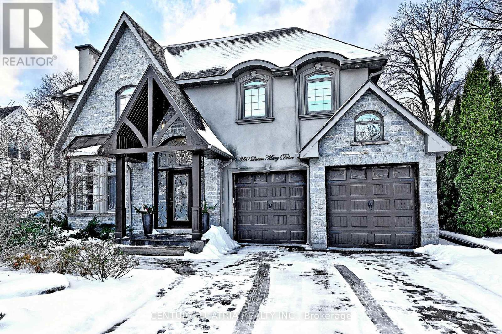 350 Queen Mary Drive, Oakville, Ontario  L6K 3L8 - Photo 1 - W12720272