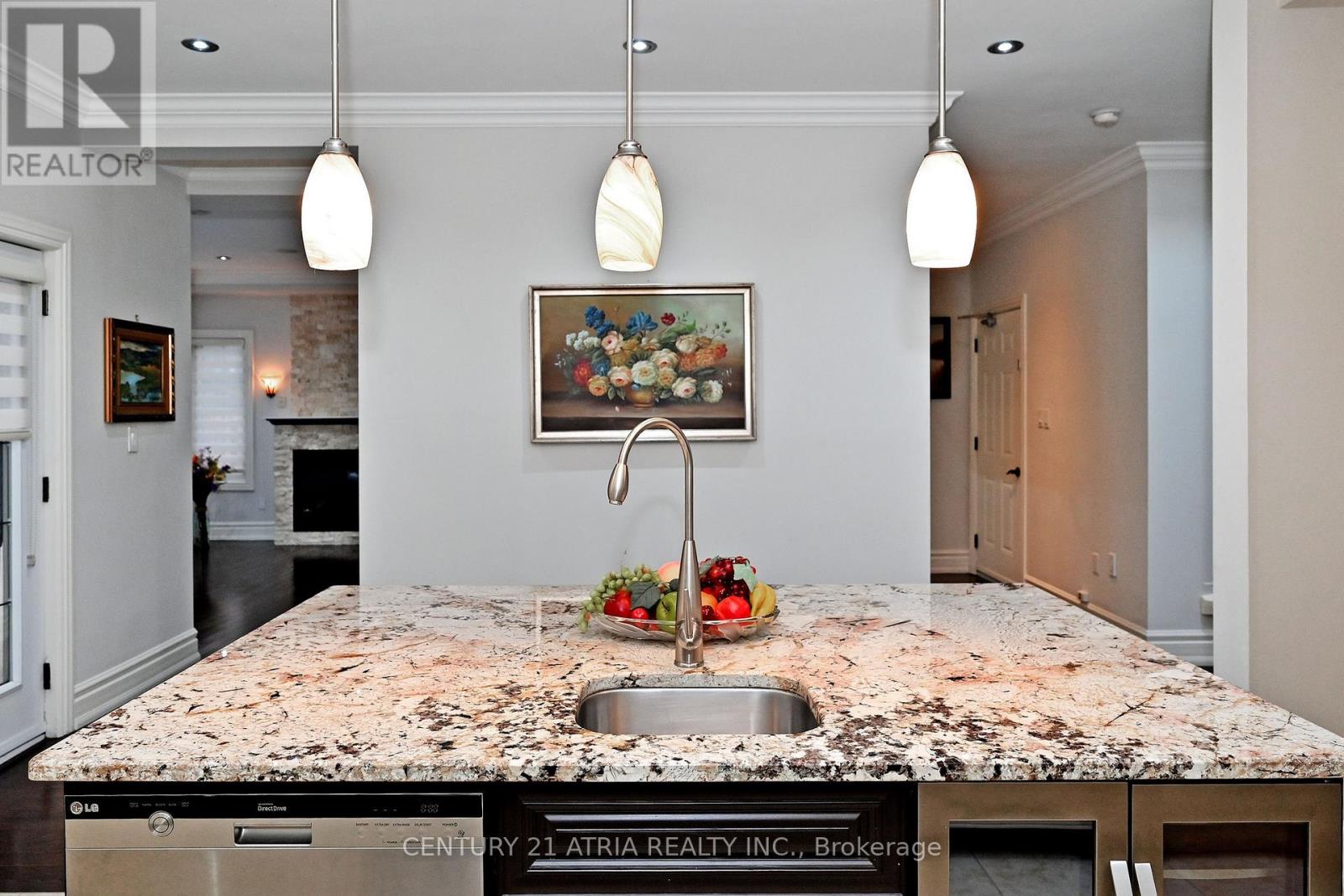 350 Queen Mary Drive, Oakville, Ontario  L6K 3L8 - Photo 16 - W12720272