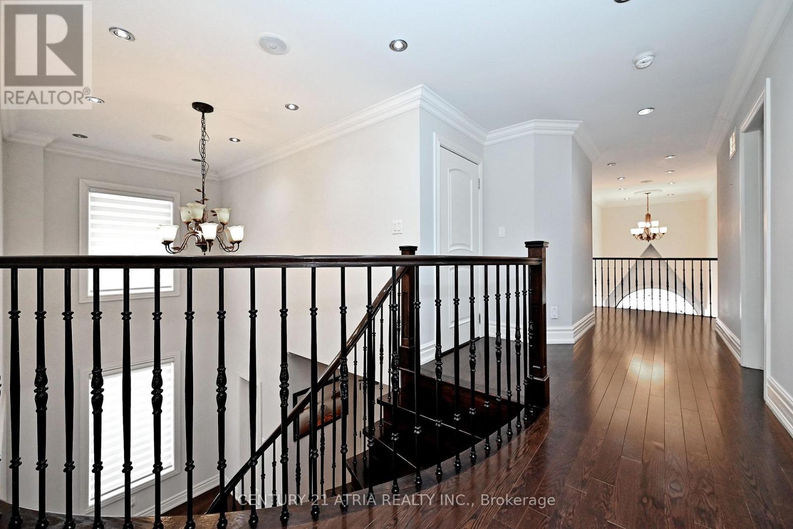 350 Queen Mary Drive, Oakville, Ontario  L6K 3L8 - Photo 26 - W12720272