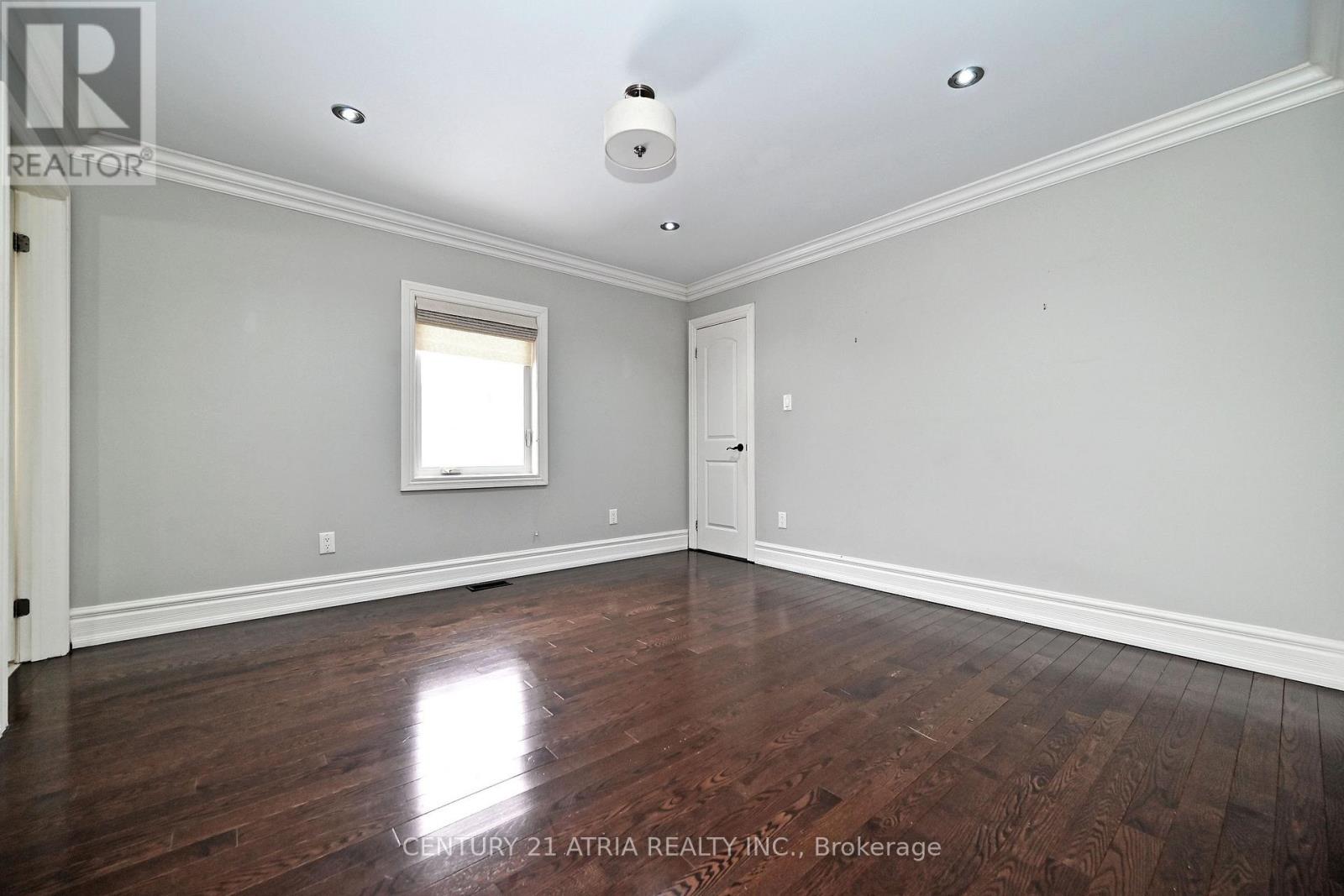 350 Queen Mary Drive, Oakville, Ontario  L6K 3L8 - Photo 37 - W12720272