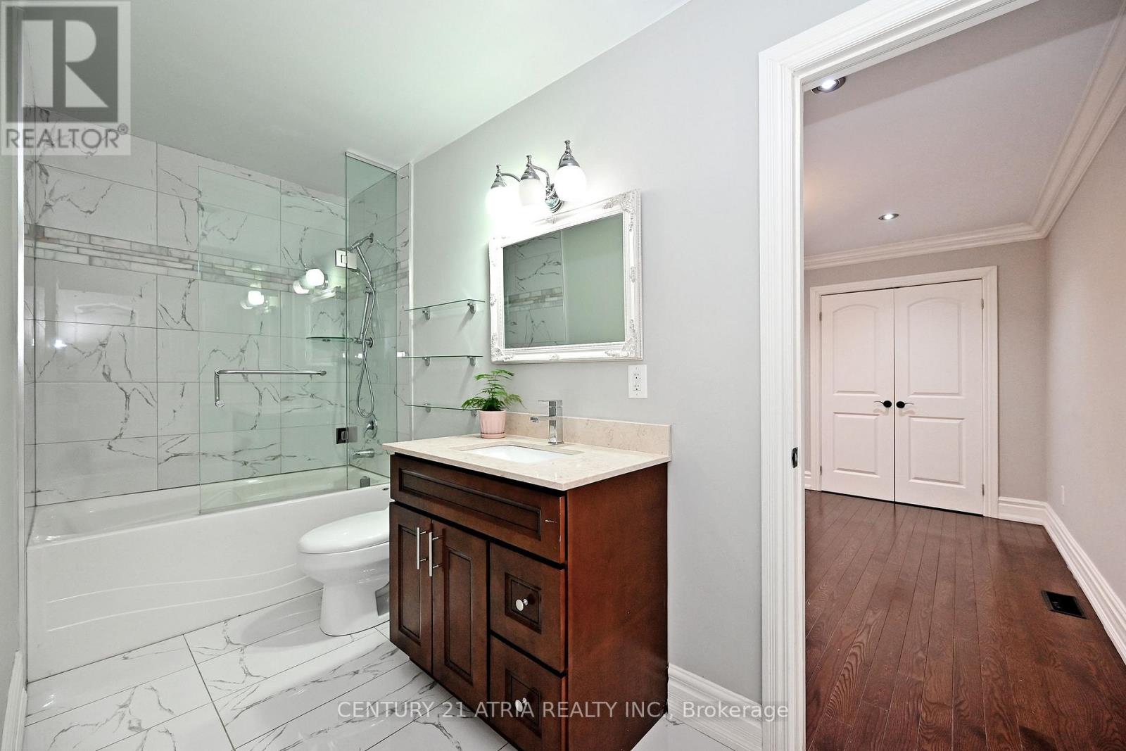 350 Queen Mary Drive, Oakville, Ontario  L6K 3L8 - Photo 39 - W12720272