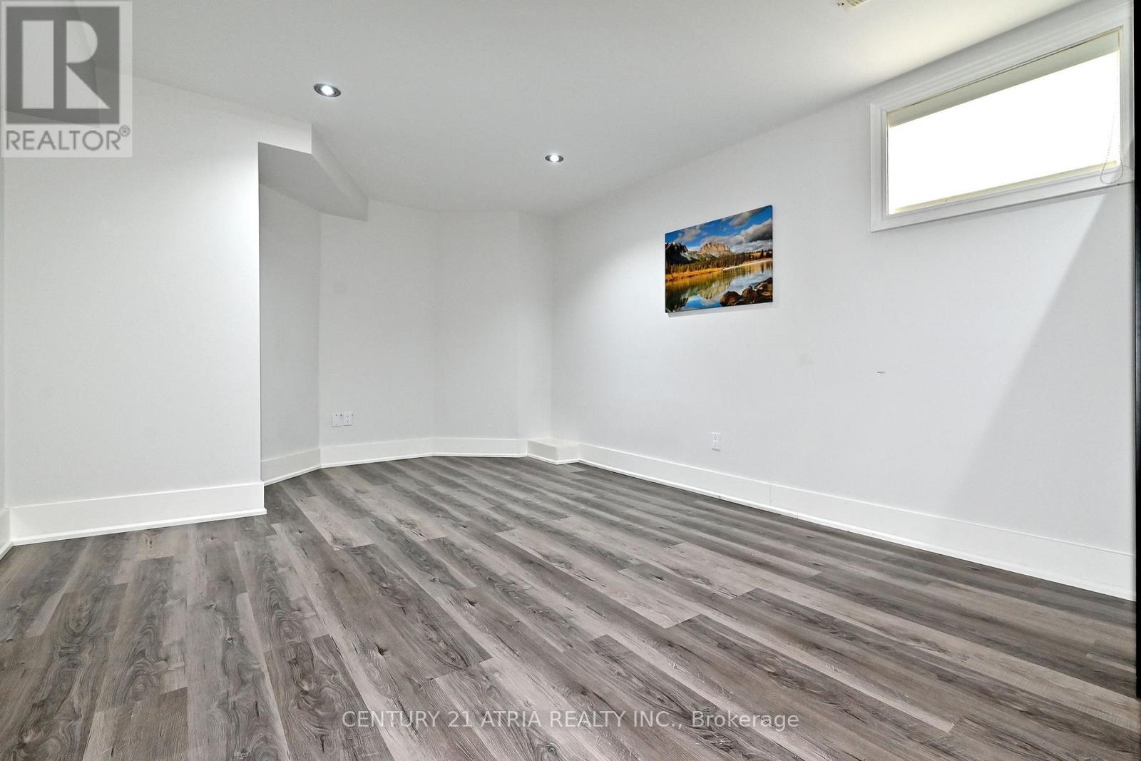 350 Queen Mary Drive, Oakville, Ontario  L6K 3L8 - Photo 45 - W12720272