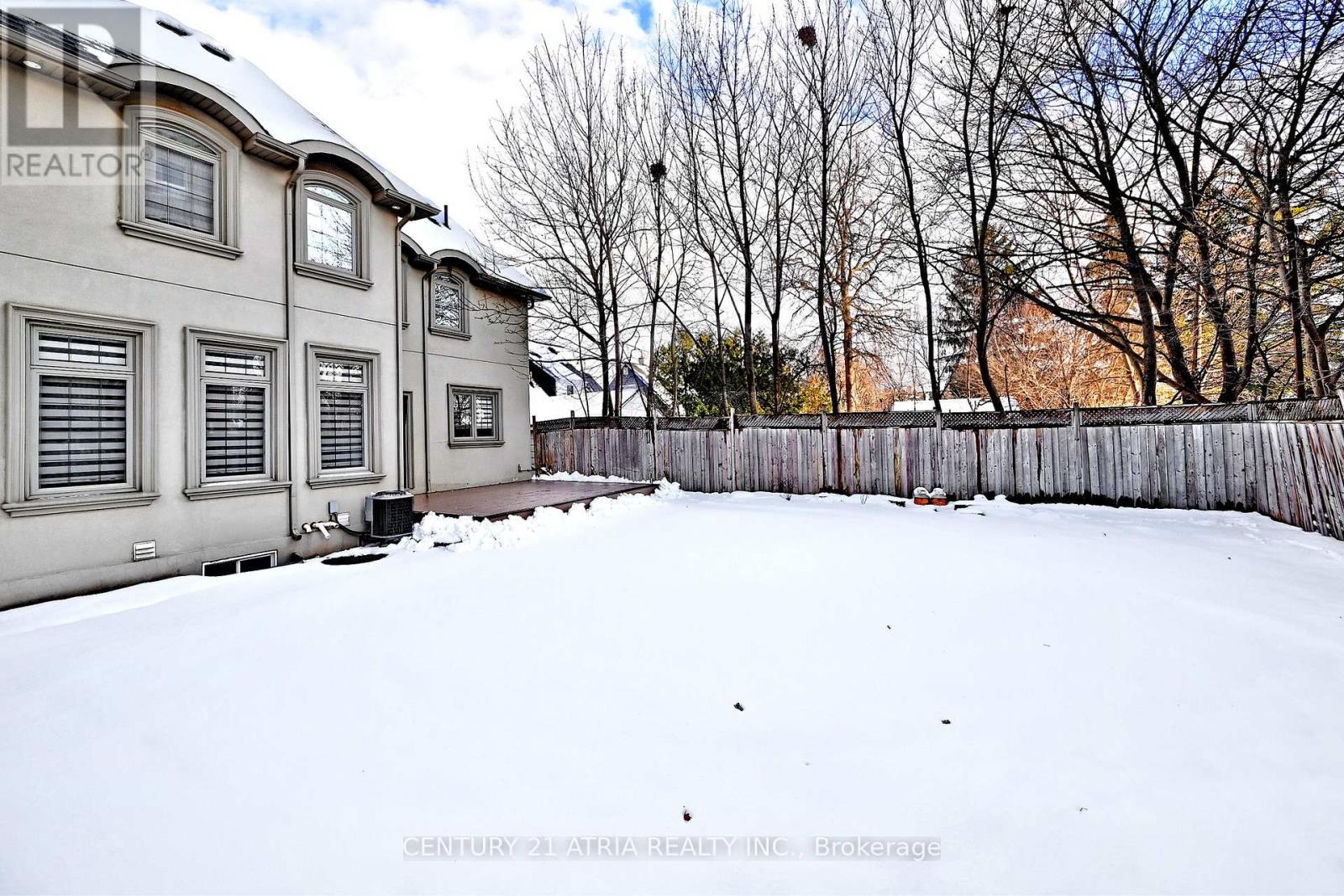 350 Queen Mary Drive, Oakville, Ontario  L6K 3L8 - Photo 48 - W12720272