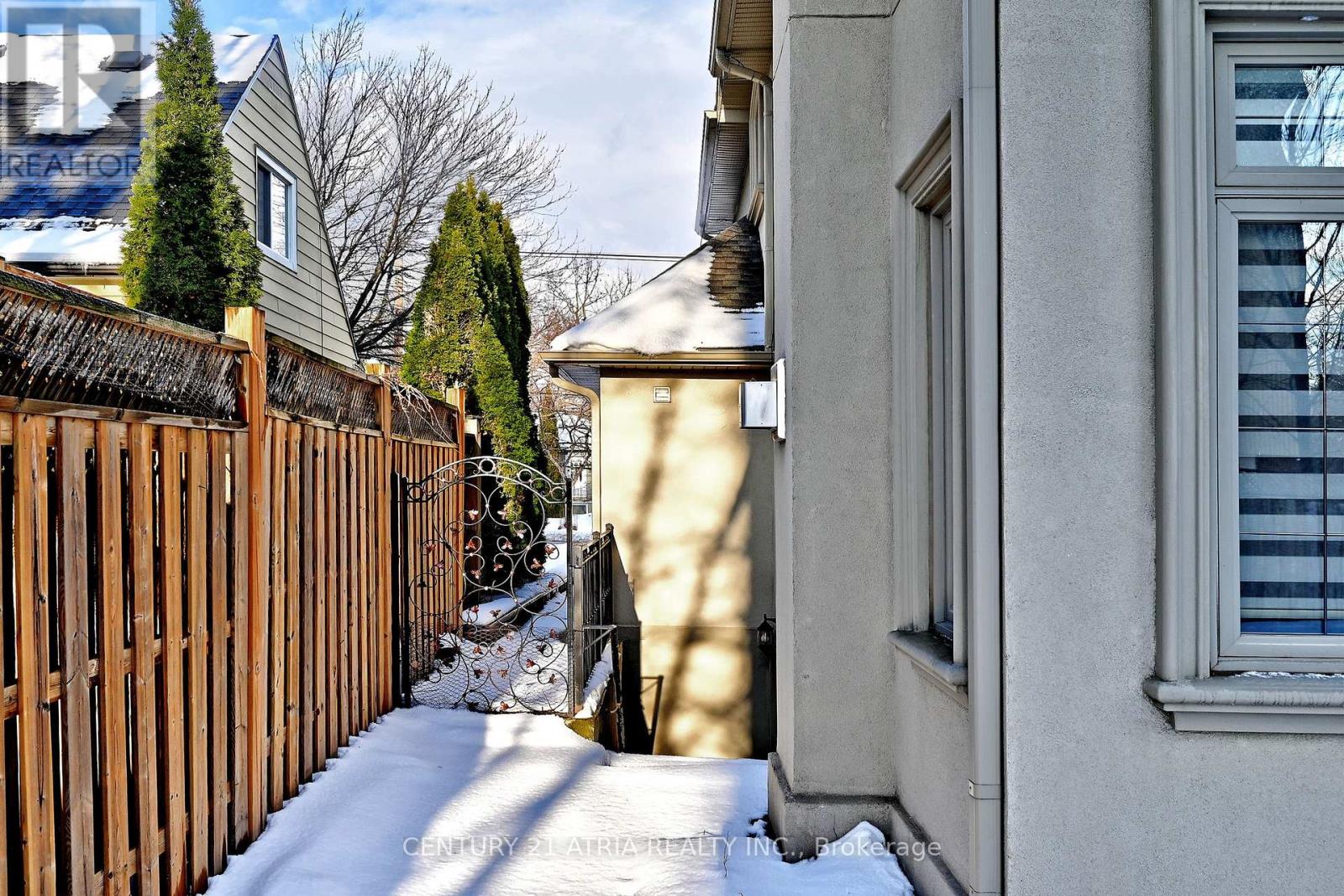 350 Queen Mary Drive, Oakville, Ontario  L6K 3L8 - Photo 49 - W12720272