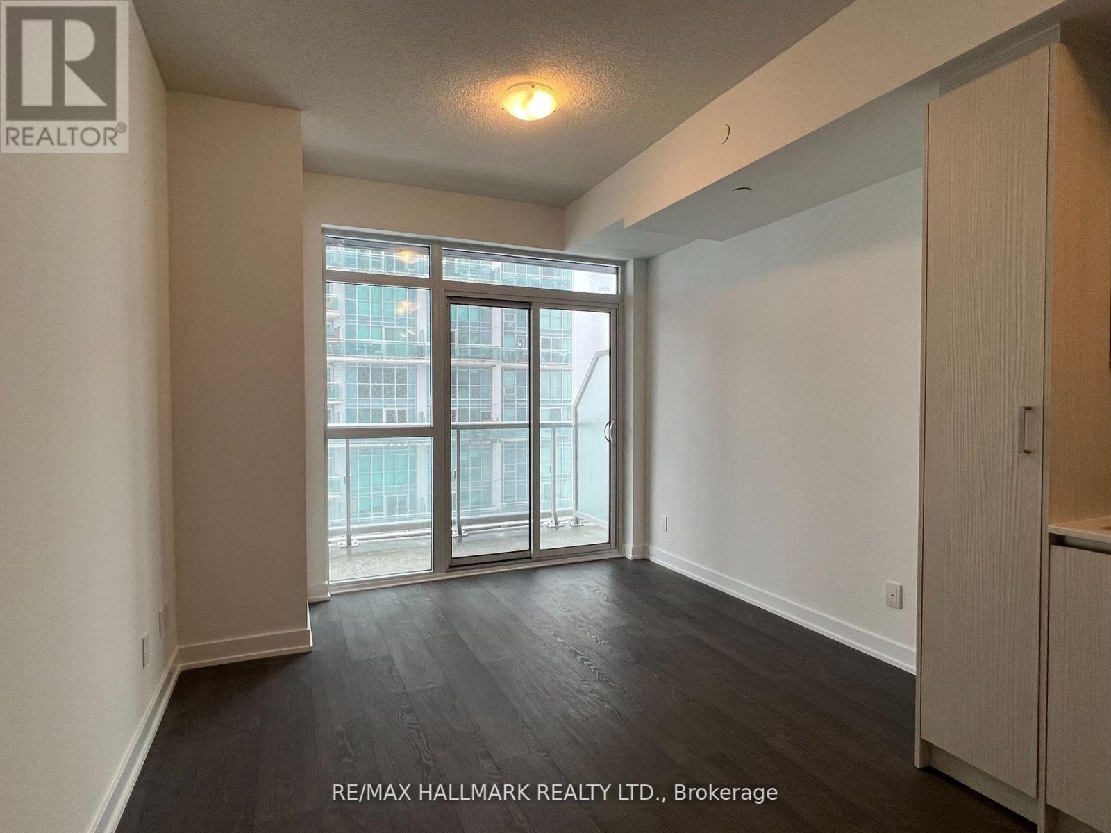 1402 - 251 Manitoba Street, Toronto, Ontario  M8Y 0C7 - Photo 9 - W12720306