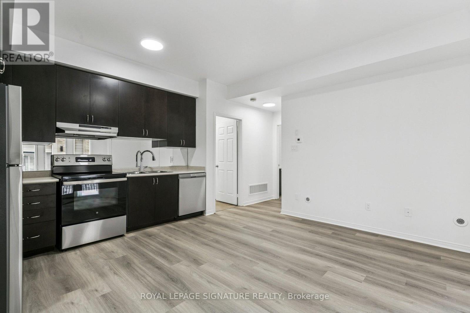 38 - 5035 Oscar Peterson Boulevard, Mississauga, Ontario  L5M 0P4 - Photo 7 - W12720332