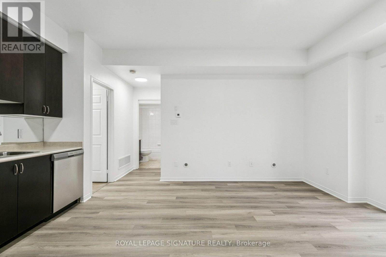 38 - 5035 Oscar Peterson Boulevard, Mississauga, Ontario  L5M 0P4 - Photo 8 - W12720332