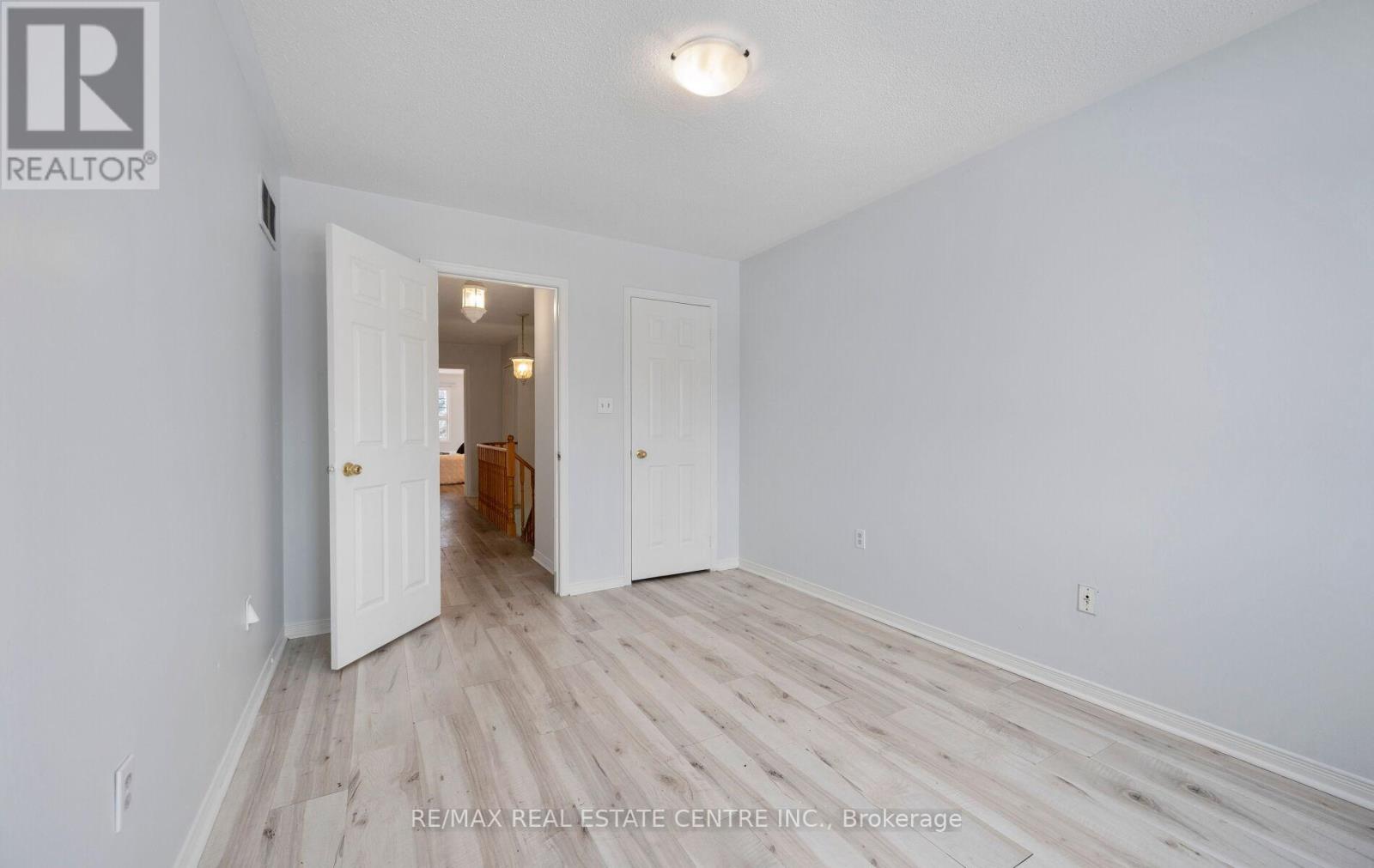 15 Revelstoke Place, Brampton, Ontario  L6R 3G3 - Photo 35 - W12720334