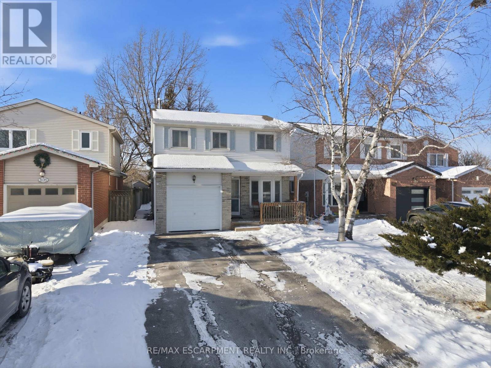 3137 SANDCLIFFE COURT, Burlington, Ontario
