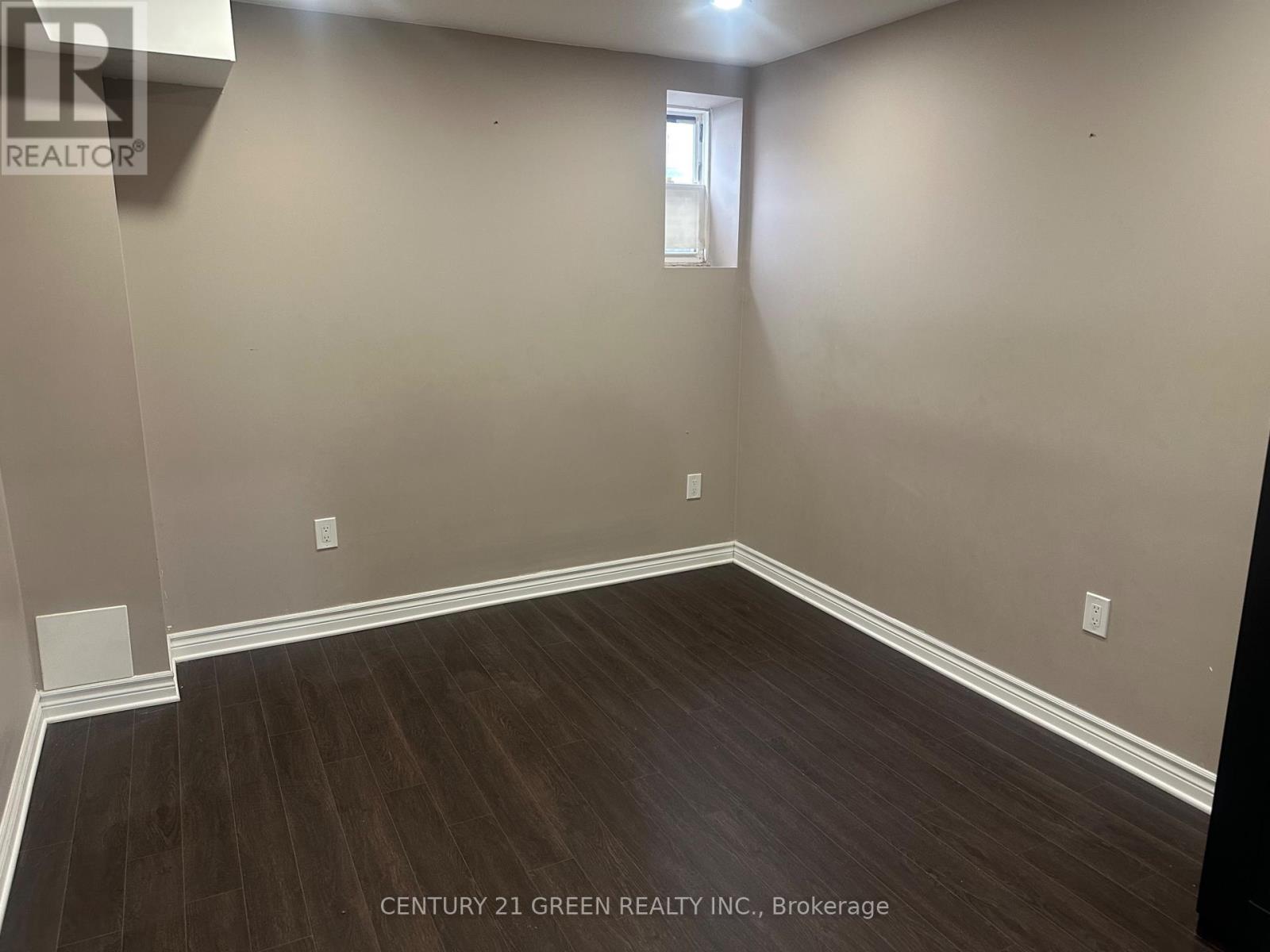 Basement - 912 Paupst Place, Milton, Ontario  L9T 7K3 - Photo 5 - W12720350