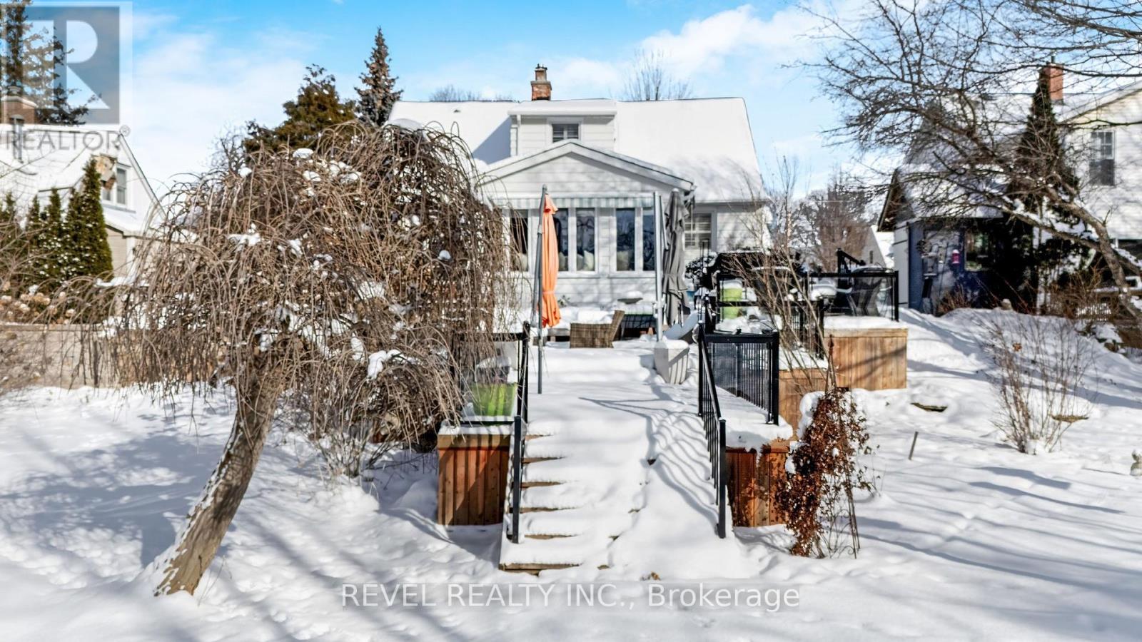 124 Lydia Avenue, Milton, Ontario  L9T 2H1 - Photo 34 - W12720378