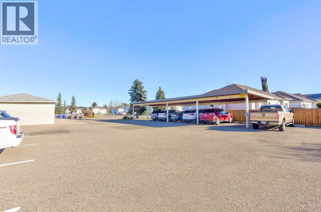 103, 6 Skyline Crescent, Claresholm, Alberta  T0L 0T0 - Photo 2 - A2265771