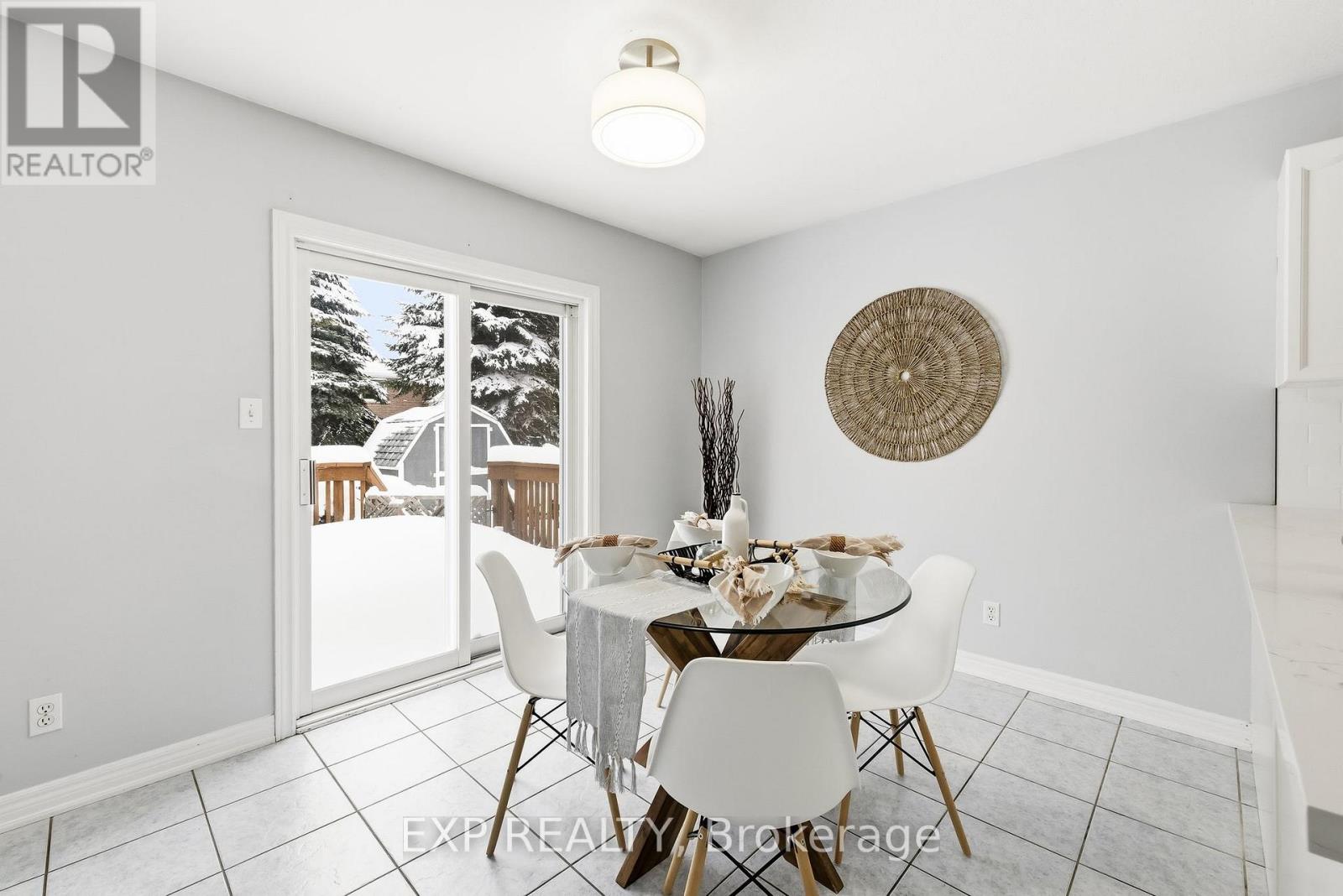 10 Mcgibbon Boulevard, Kawartha Lakes, Ontario  K9V 6G3 - Photo 18 - X12720320