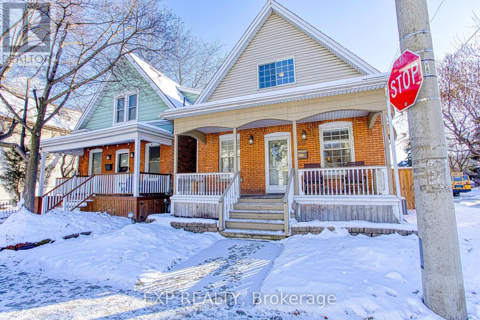 153 Gladstone Avenue, Hamilton, Ontario  L8M 2H8 - Photo 2 - X12720322