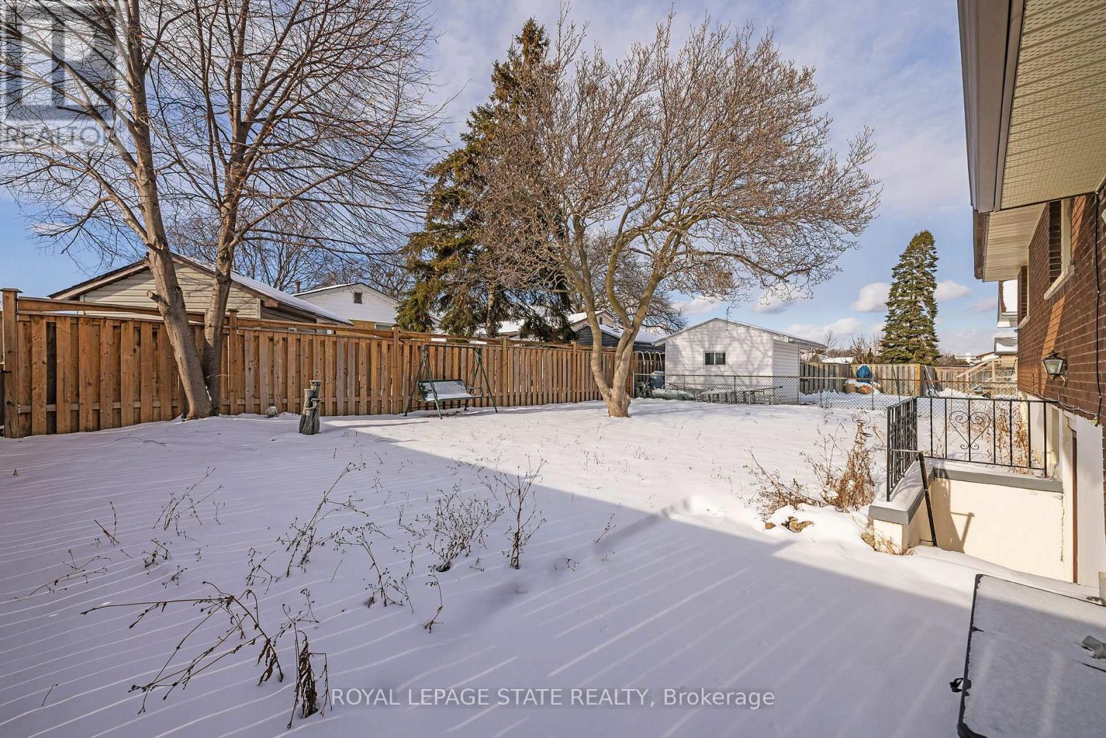 78 Cromwell Crescent, Hamilton, Ontario  L8G 2G2 - Photo 6 - X12720388