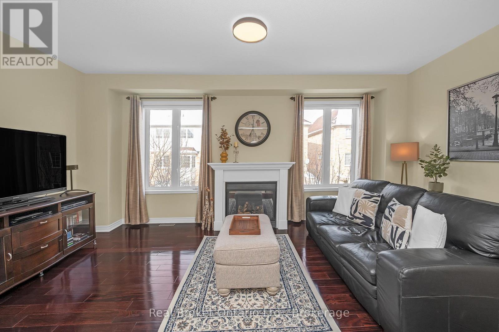 3897 Quiet Creek Drive, Mississauga, Ontario  L5M 8B5 - Photo 17 - W12720464