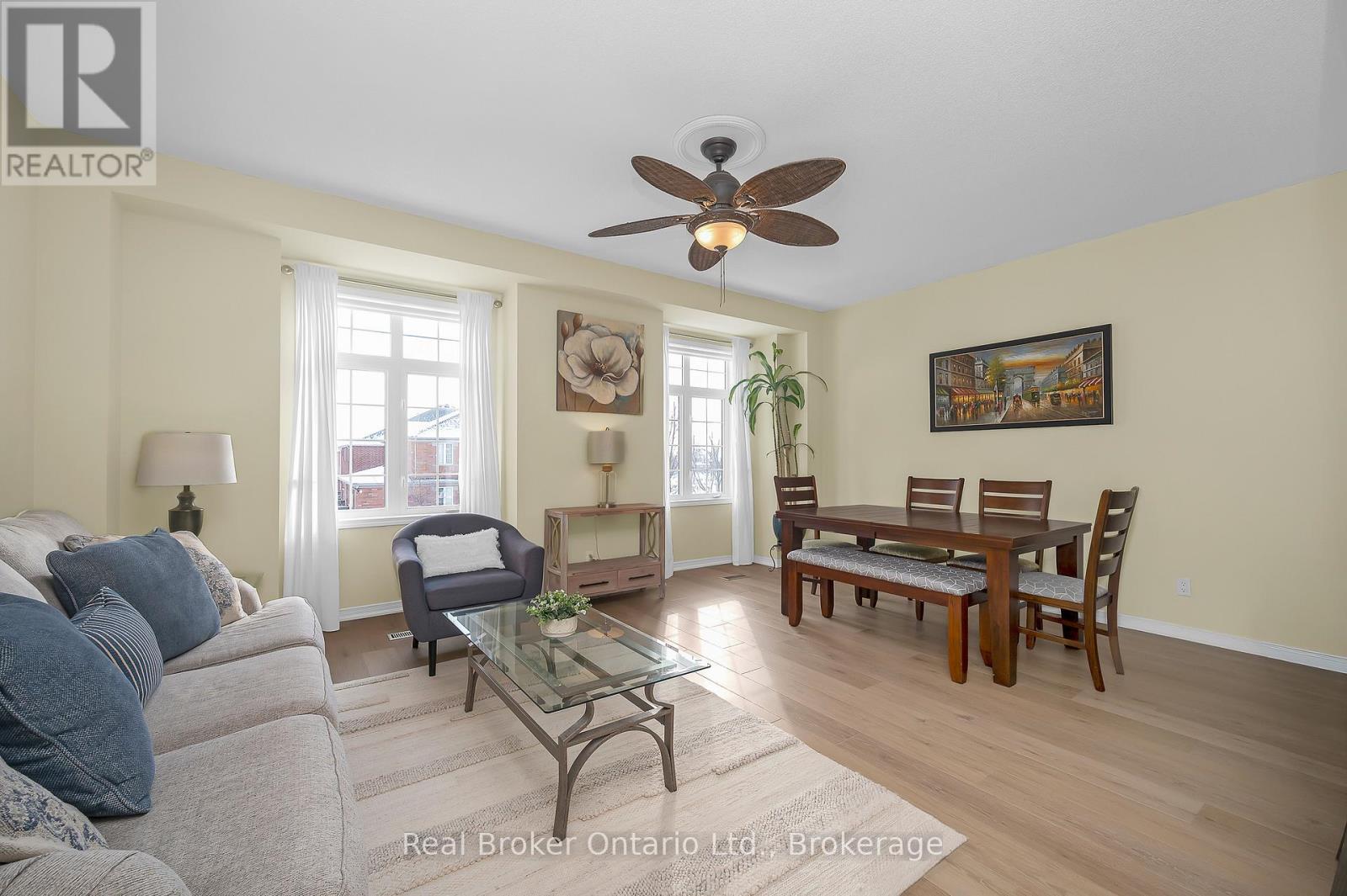 3897 Quiet Creek Drive, Mississauga, Ontario  L5M 8B5 - Photo 9 - W12720464