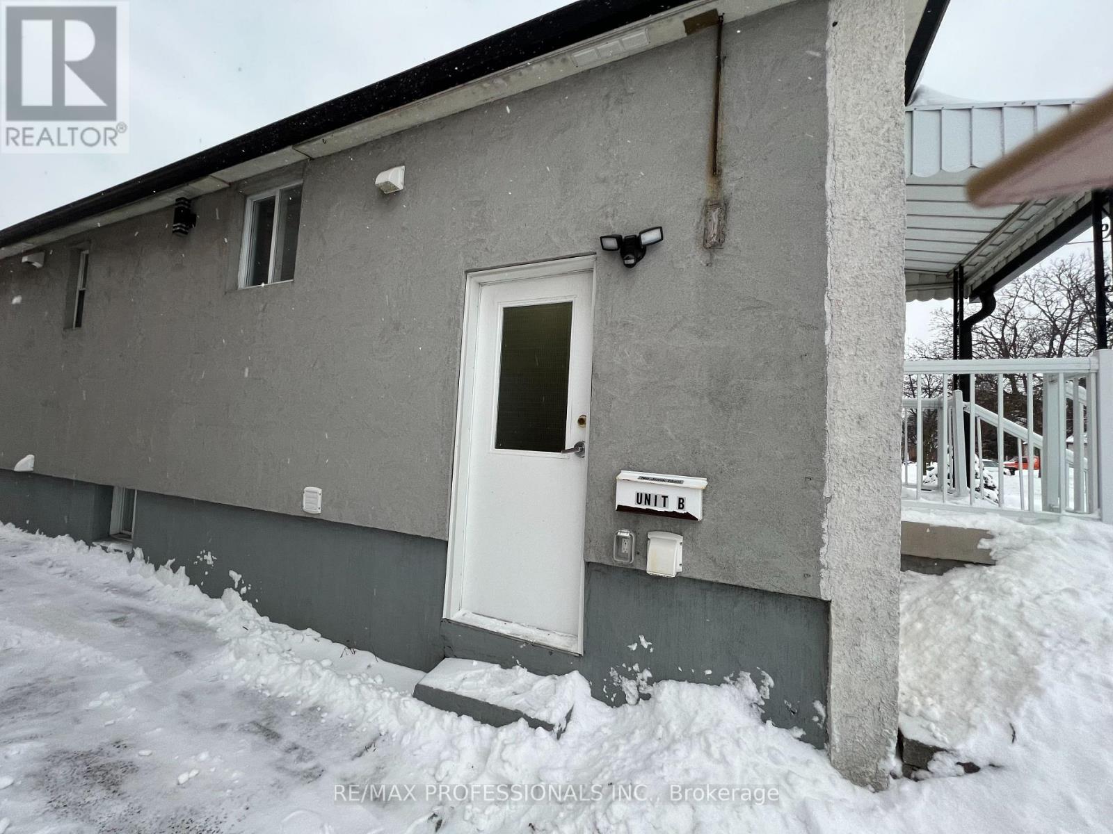 A - 53 Regent Road, Toronto, Ontario  M3K 1G8 - Photo 17 - W12720088