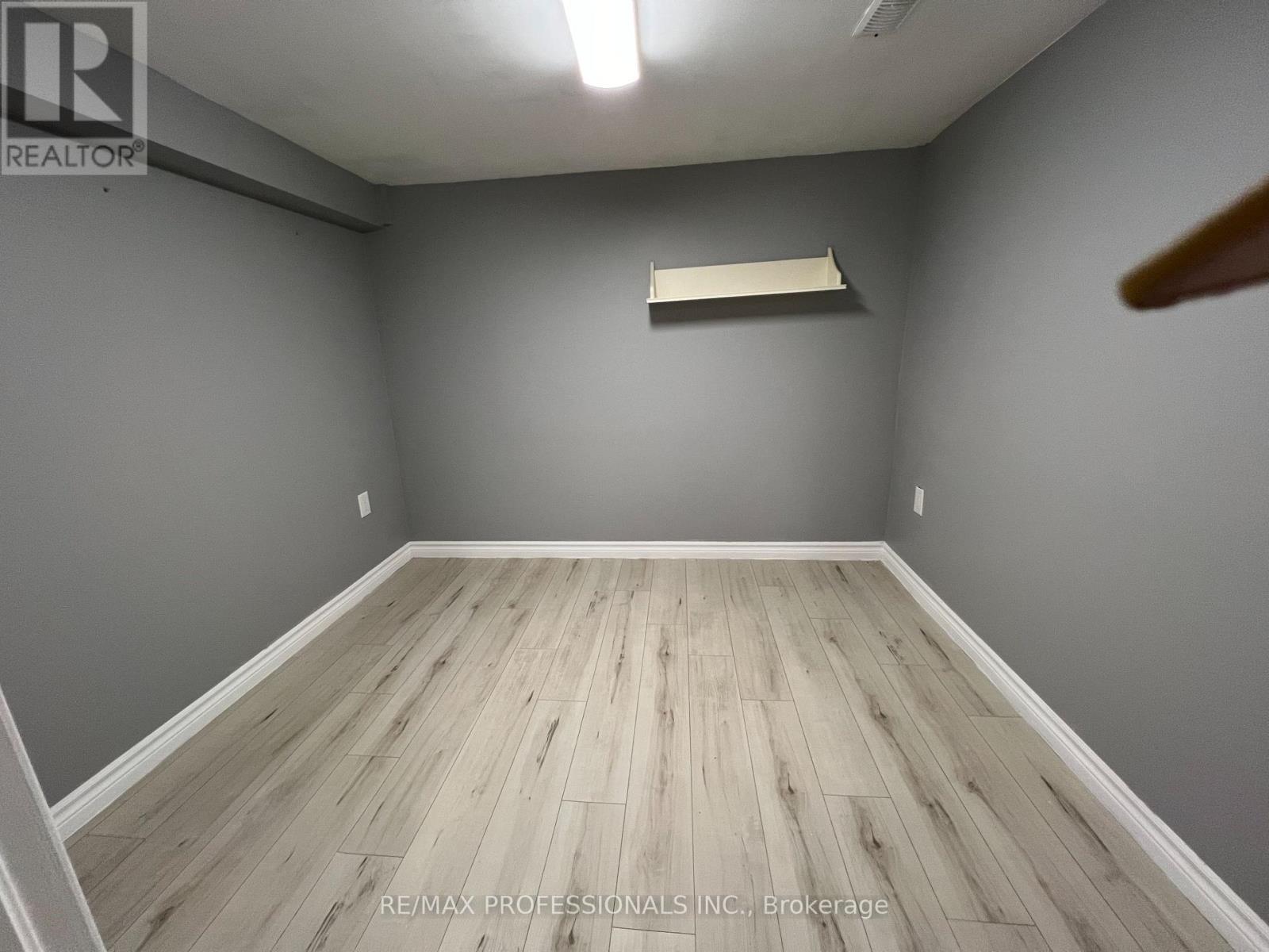 A - 53 Regent Road, Toronto, Ontario  M3K 1G8 - Photo 7 - W12720088