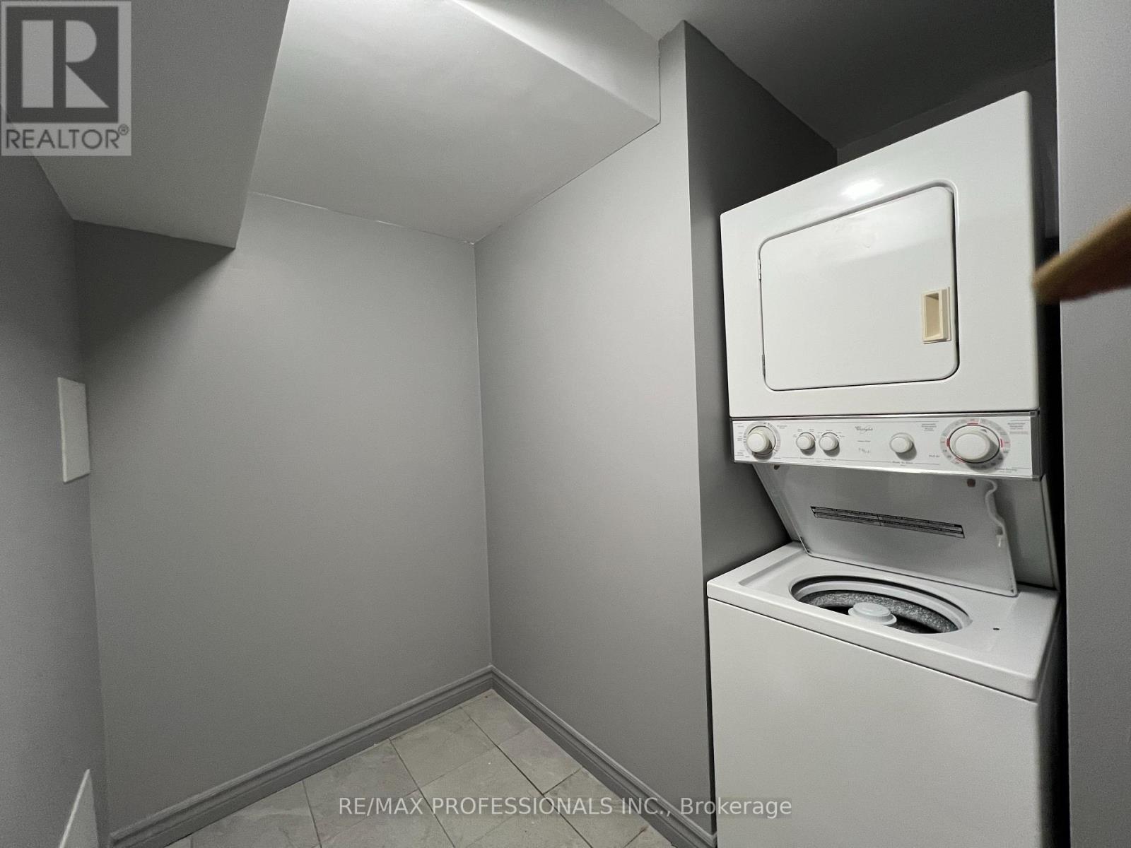 A - 53 Regent Road, Toronto, Ontario  M3K 1G8 - Photo 14 - W12720088