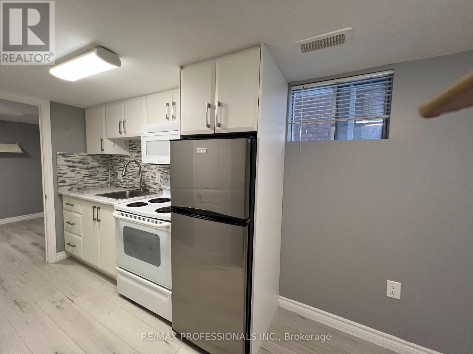 A - 53 Regent Road, Toronto, Ontario  M3K 1G8 - Photo 3 - W12720088