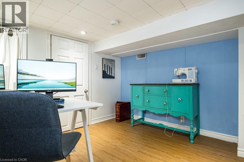 44 Cline Avenue N, Hamilton, Ontario  L8S 3Z4 - Photo 39 - 40799568