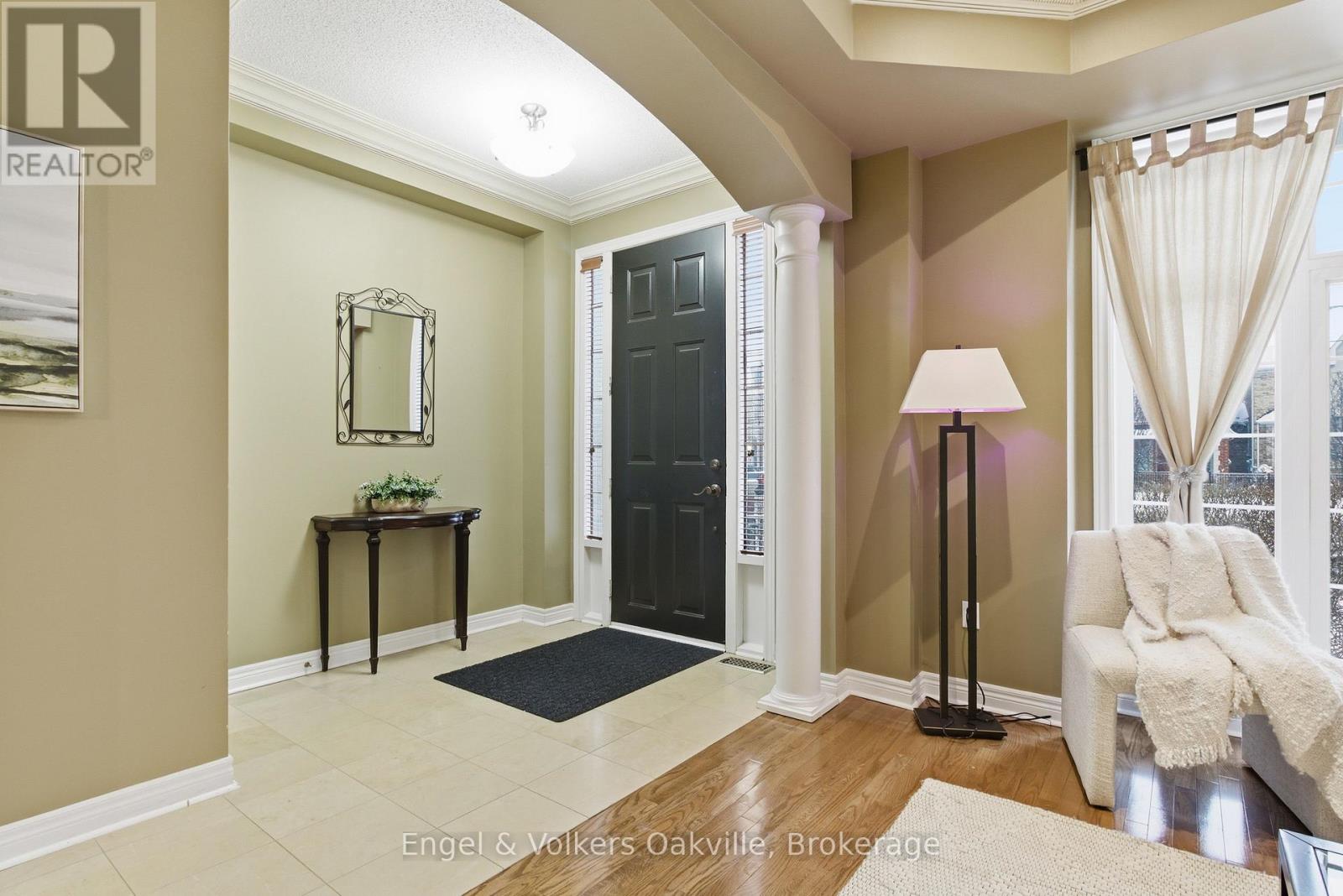 3340 Eglinton Avenue W, Mississauga, Ontario  L5M 7K8 - Photo 2 - W12720638