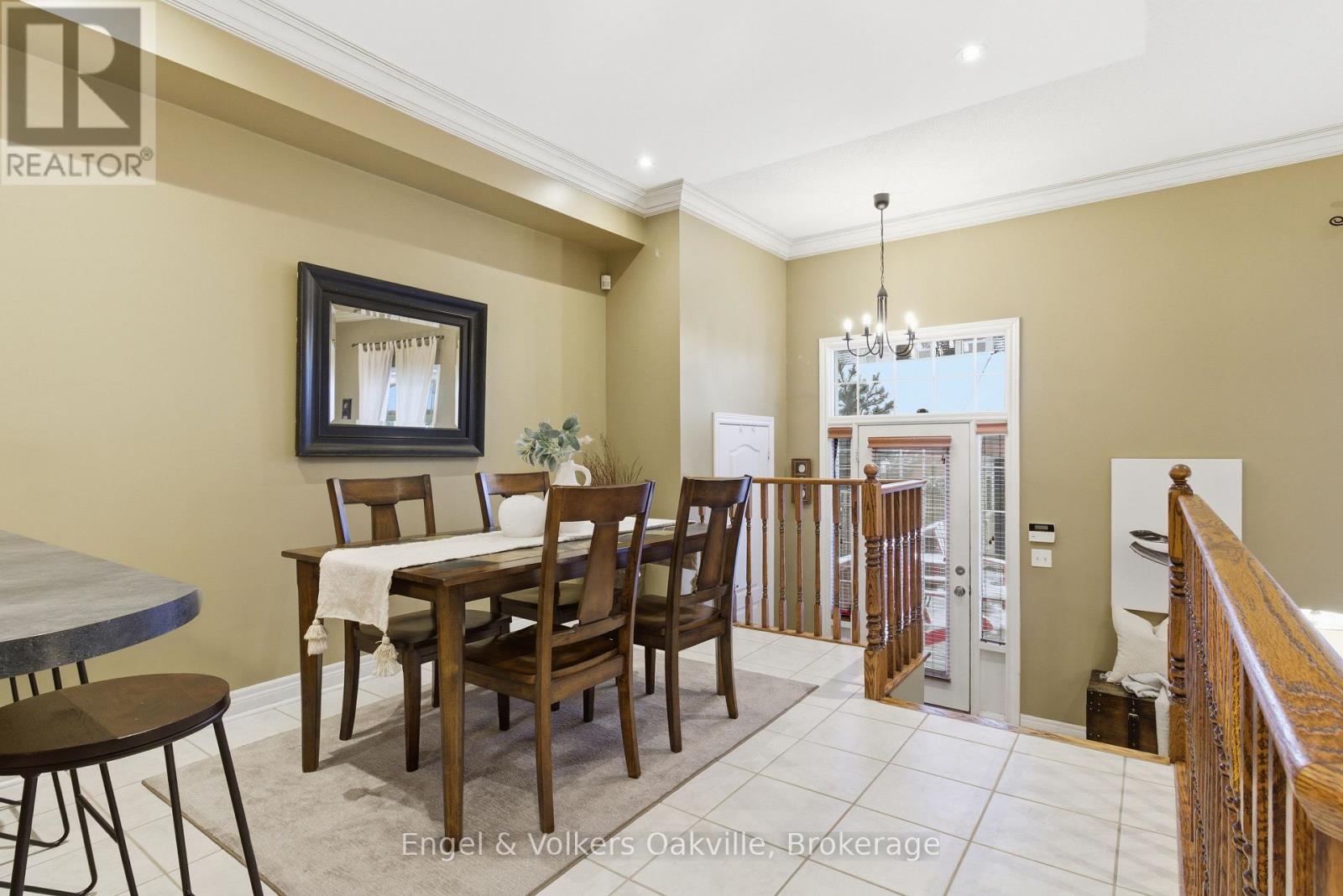 3340 Eglinton Avenue W, Mississauga, Ontario  L5M 7K8 - Photo 10 - W12720638