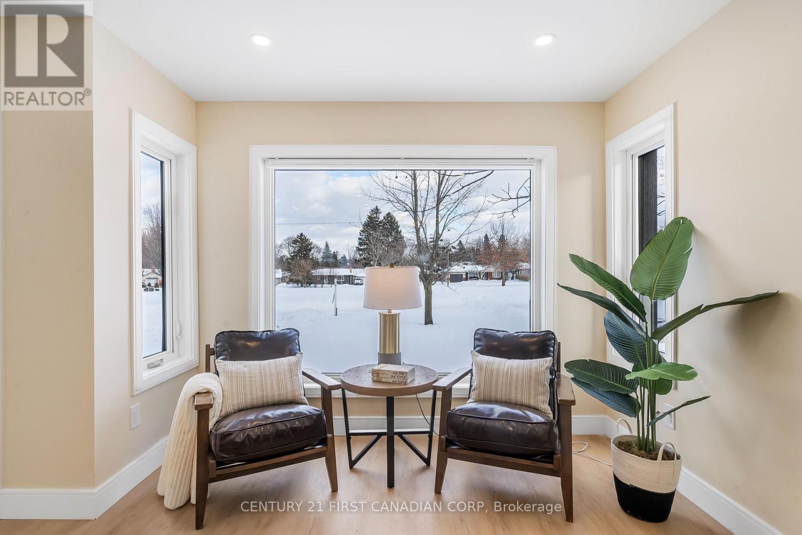 375 Colville Boulevard, London South, Ontario  N6K 2J4 - Photo 4 - X12720514