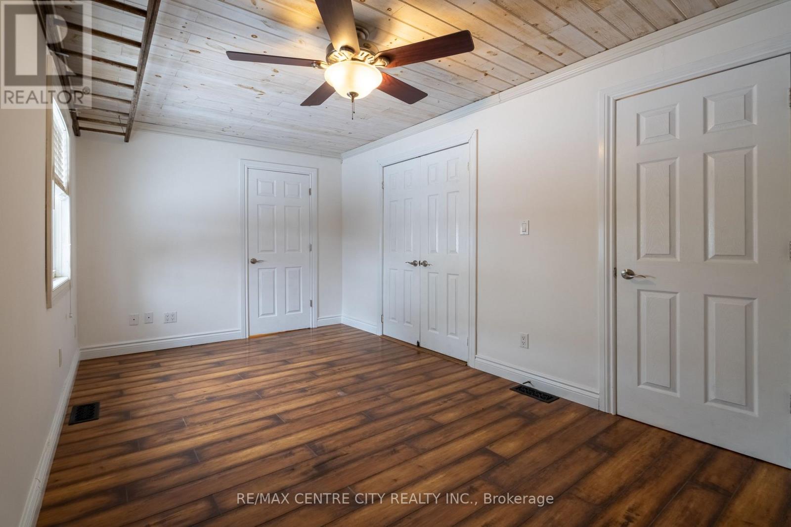 182 Victoria Street, Southwest Middlesex, Ontario  N0L 1M0 - Photo 16 - X12720612