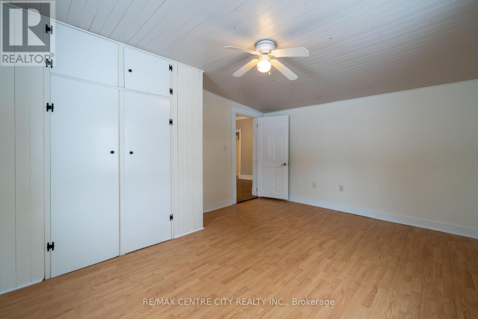 182 Victoria Street, Southwest Middlesex, Ontario  N0L 1M0 - Photo 19 - X12720612