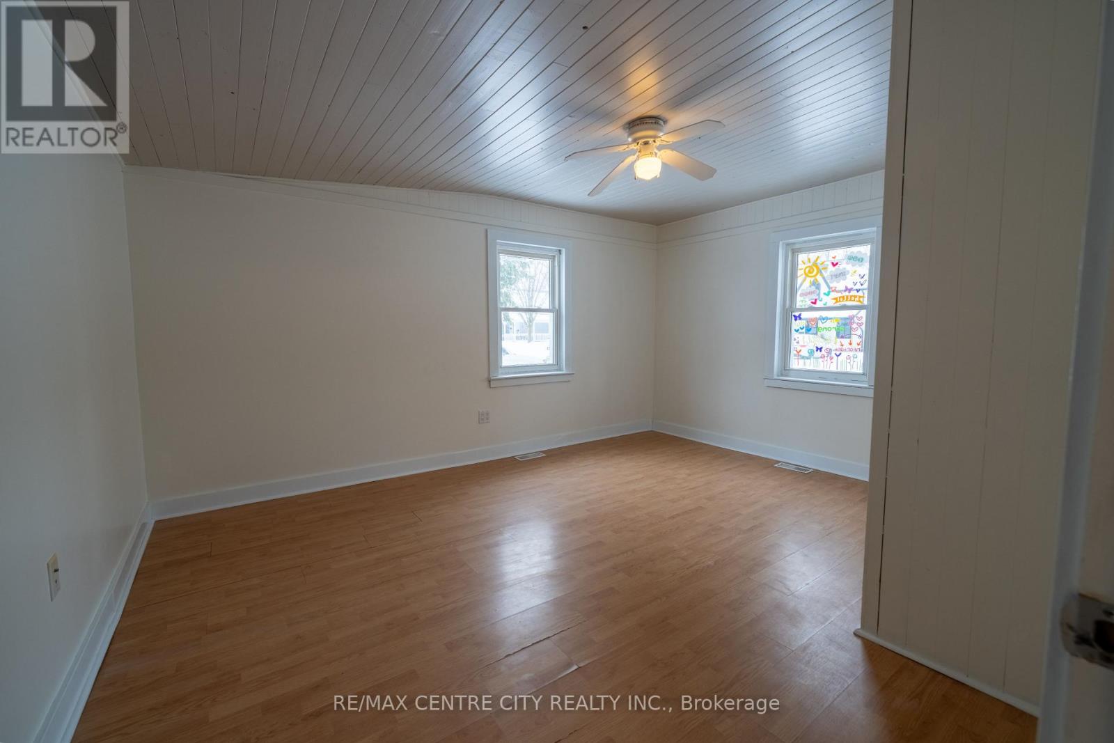 182 Victoria Street, Southwest Middlesex, Ontario  N0L 1M0 - Photo 20 - X12720612