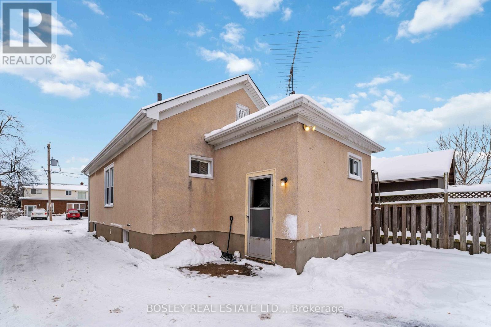 51 Queen Street S, Thorold, Ontario  L2V 3N2 - Photo 29 - X12713656