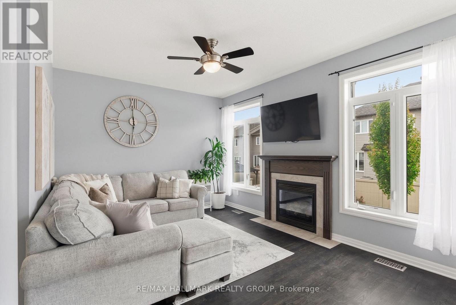 677 Sunburst Street, Ottawa, Ontario  K1T 0L2 - Photo 10 - X12720540