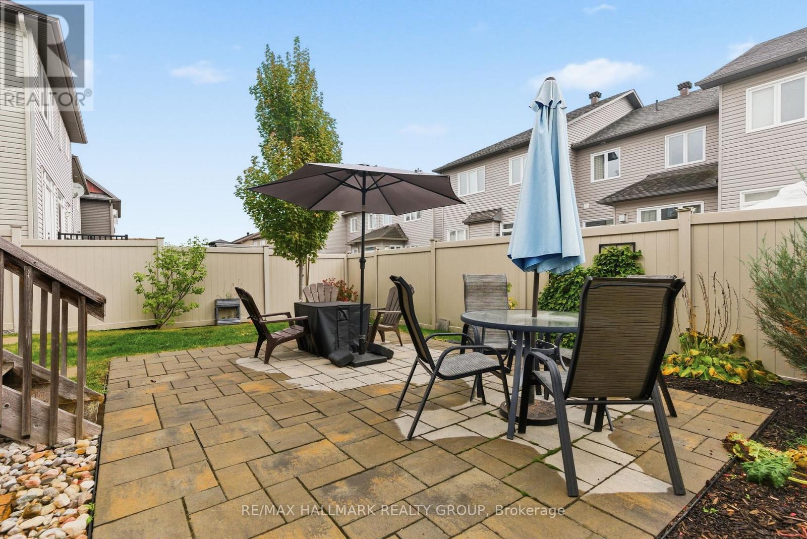 677 Sunburst Street, Ottawa, Ontario  K1T 0L2 - Photo 45 - X12720540