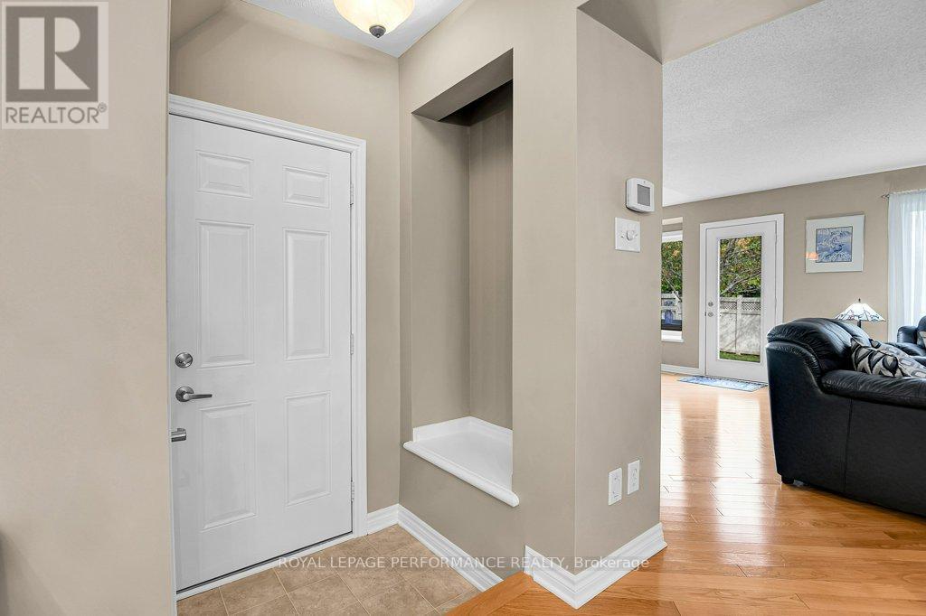 229 Mistral Way, Ottawa, Ontario  K2S 0G7 - Photo 18 - X12720544