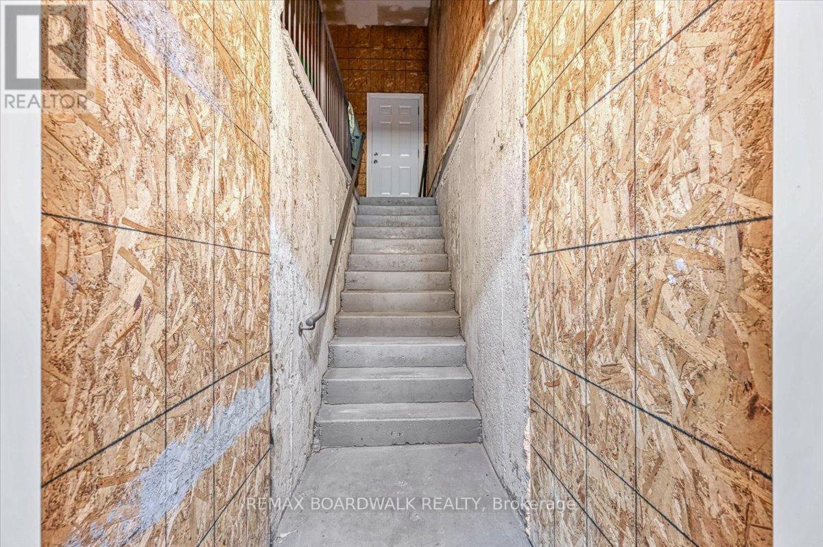 1530 Creagan Court, Ottawa, Ontario  K4C 0A5 - Photo 41 - X12720596