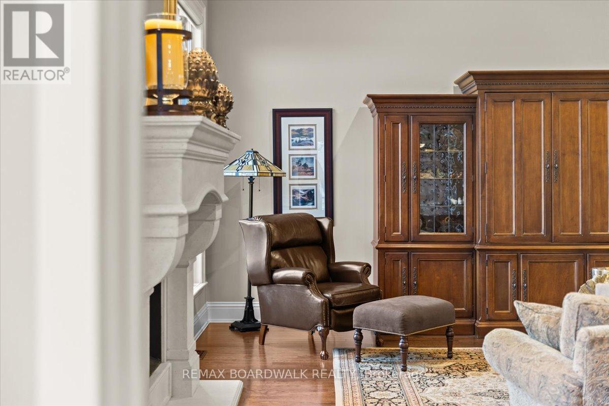 1530 Creagan Court, Ottawa, Ontario  K4C 0A5 - Photo 8 - X12720596